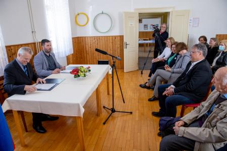 PIVKA PODPIS POGODBE DVORANA ŠMIHEL 14.4.2022 - Valter Leban-7873
